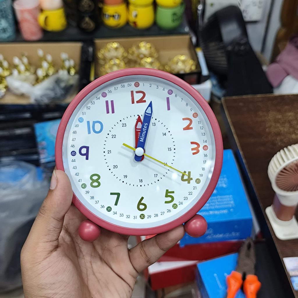 Kids' colorful alarm clock