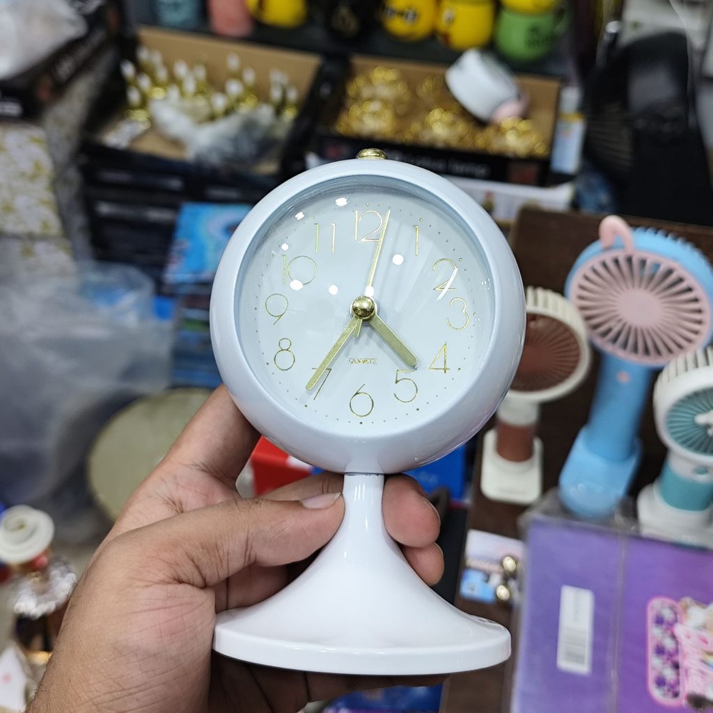 Simple Twin bell alarm Clock